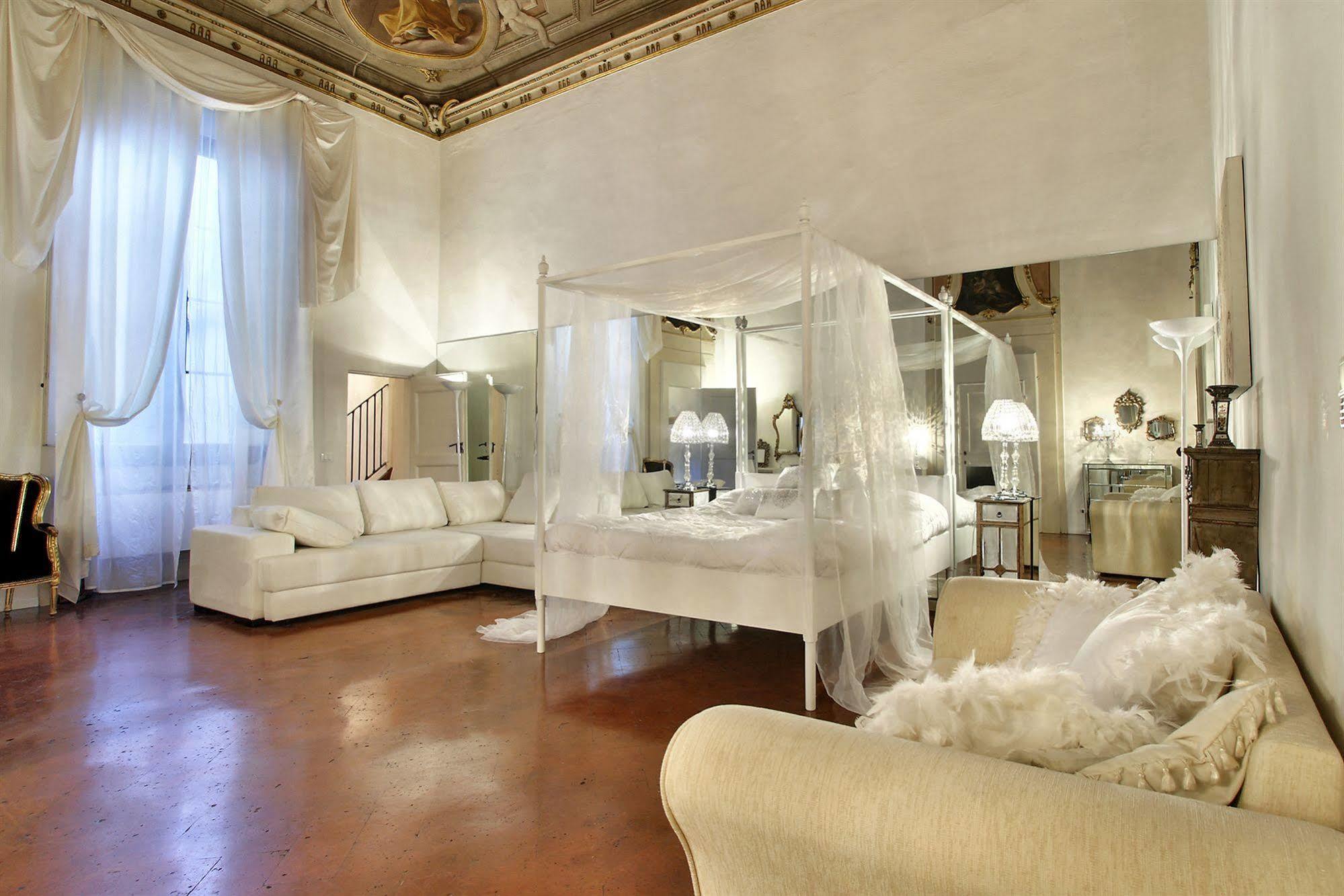 Palazzo Tolomei - Residenza D'Epoca Bed and Breakfast Φλωρεντία Εξωτερικό φωτογραφία